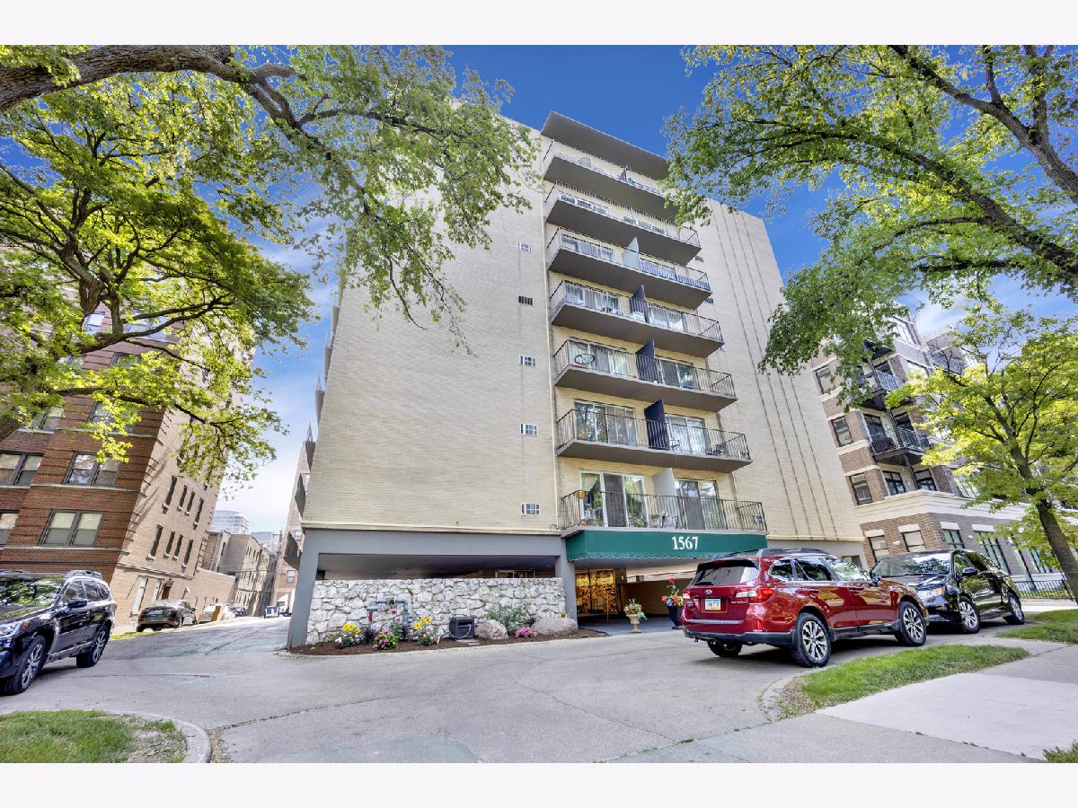 Condominiums Rented Ridgeview Tower Evanston Illinois, 1567 Ridge