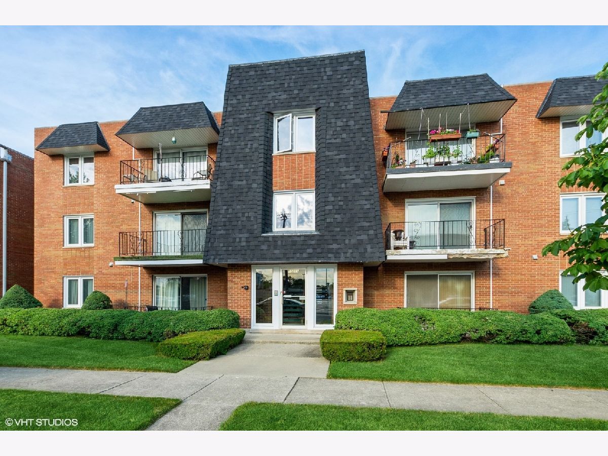 Condos & Townhomes Sold Oak View Condos Oak Lawn Illinois, 10811 Keating