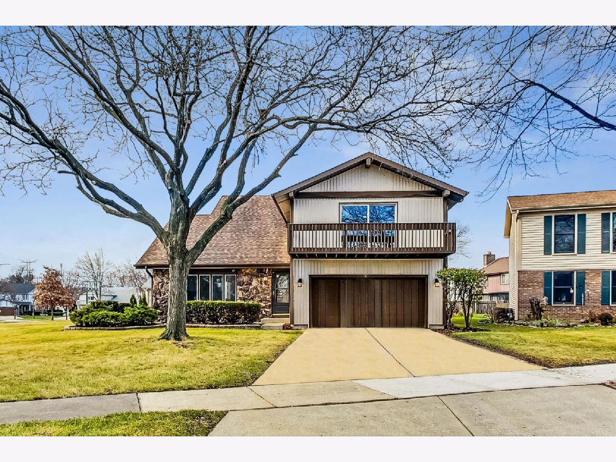 Homes Sold Foxdale Addison Illinois, 1436 Royal