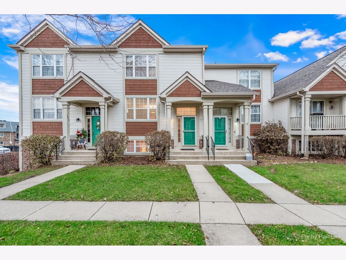 Townhomes Sold Appletree West Chicago Illinois, 1654 Apple Tree