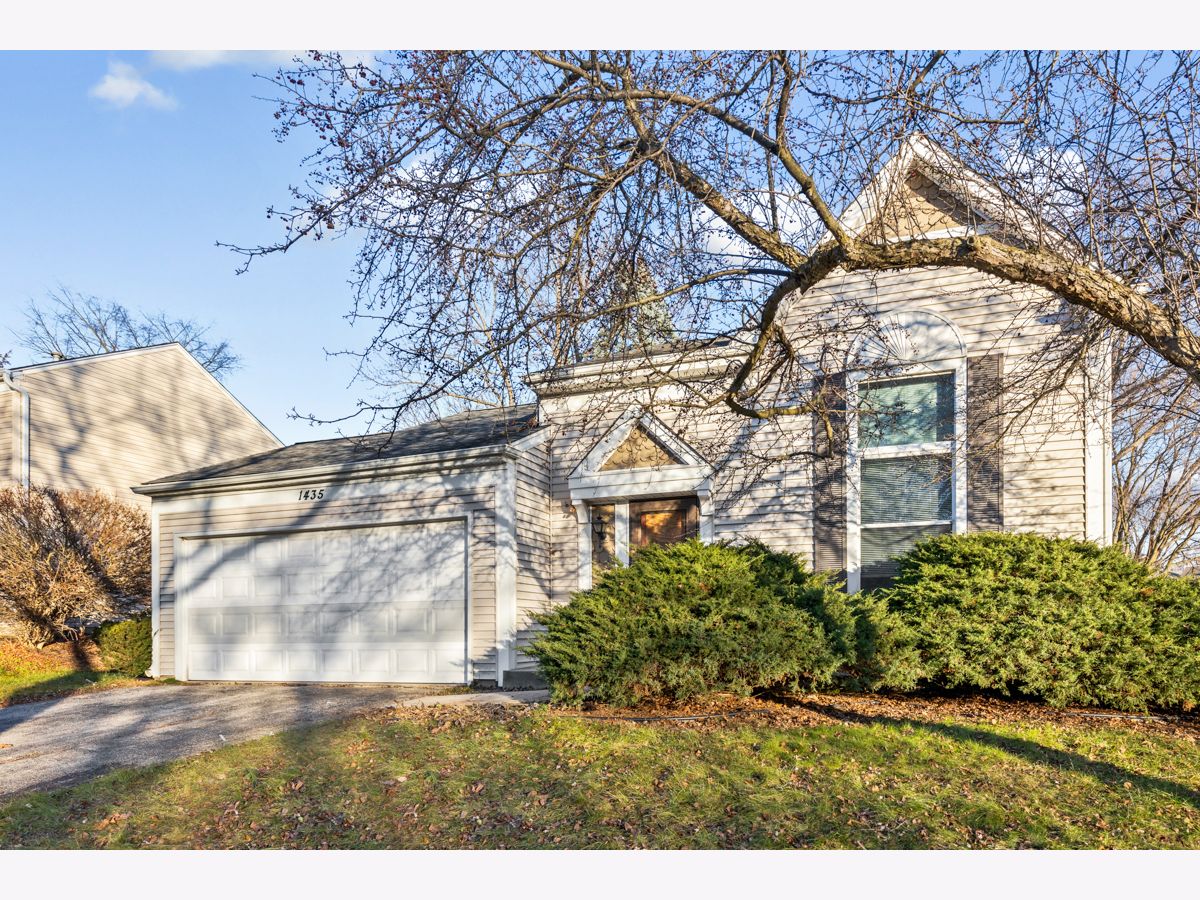 Homes & Townhomes Sold Riverwood Algonquin Illinois, 1435 Riverwood