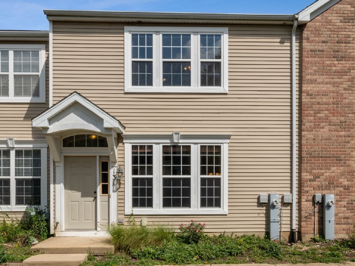 Townhomes Rented Springbrook Townhomes Oswego Illinois, 131 Springbrook