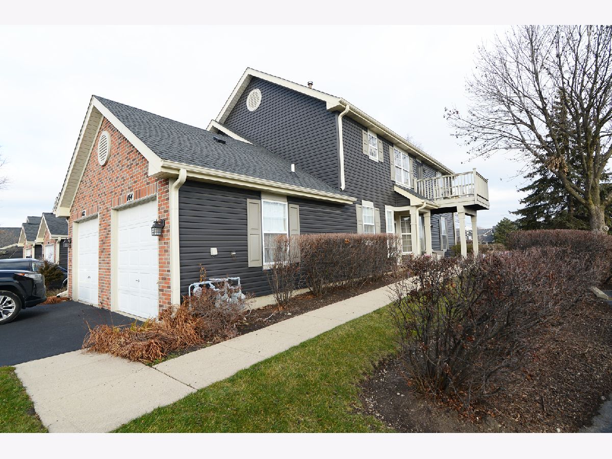 Townhomes Sold Hidden Glen Glendale Heights Illinois, 164 Lake Ridge