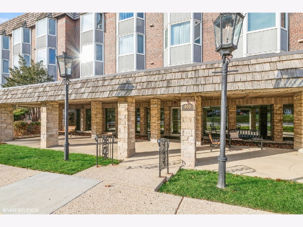 Condominiums Rented Bristol Court Park Ridge Illinois, 400 Ascot