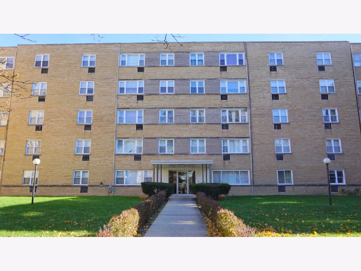 Condos & Townhomes Sold Granville Court Chicago Illinois, 6161 Hoyne