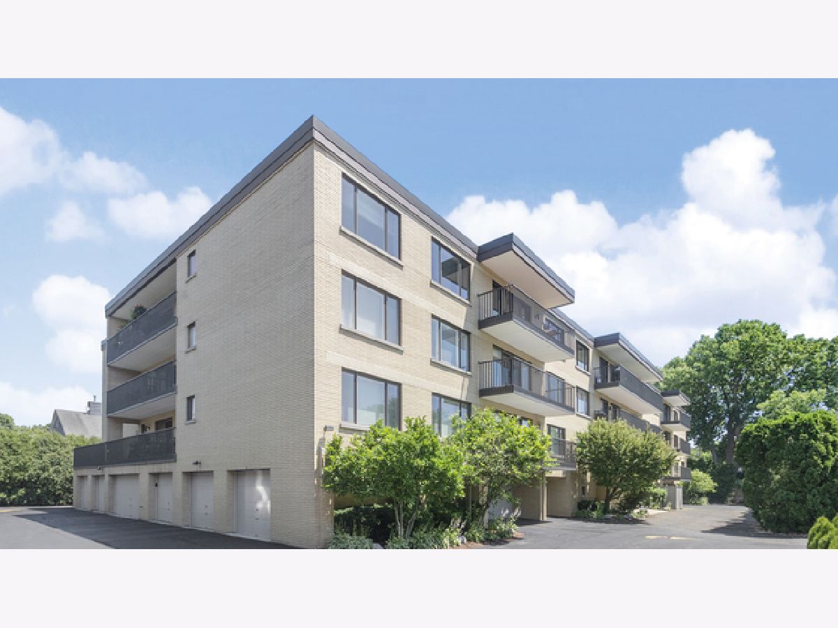 Condos & Townhomes Sold Mcdaniels Square Highland Park Illinois, 1534 Mcdaniels