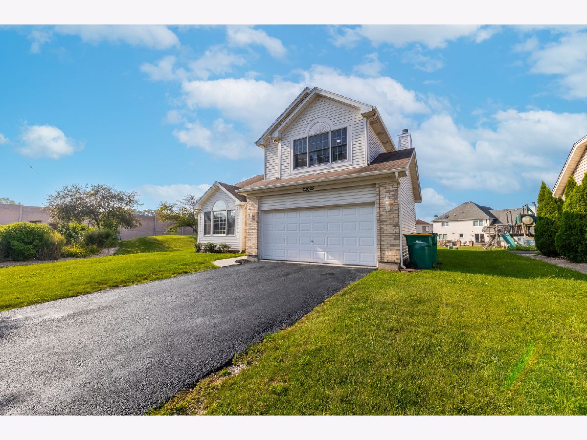 Townhomes & Homes Sold Arbor Creek Plainfield Illinois, 23025 Benet