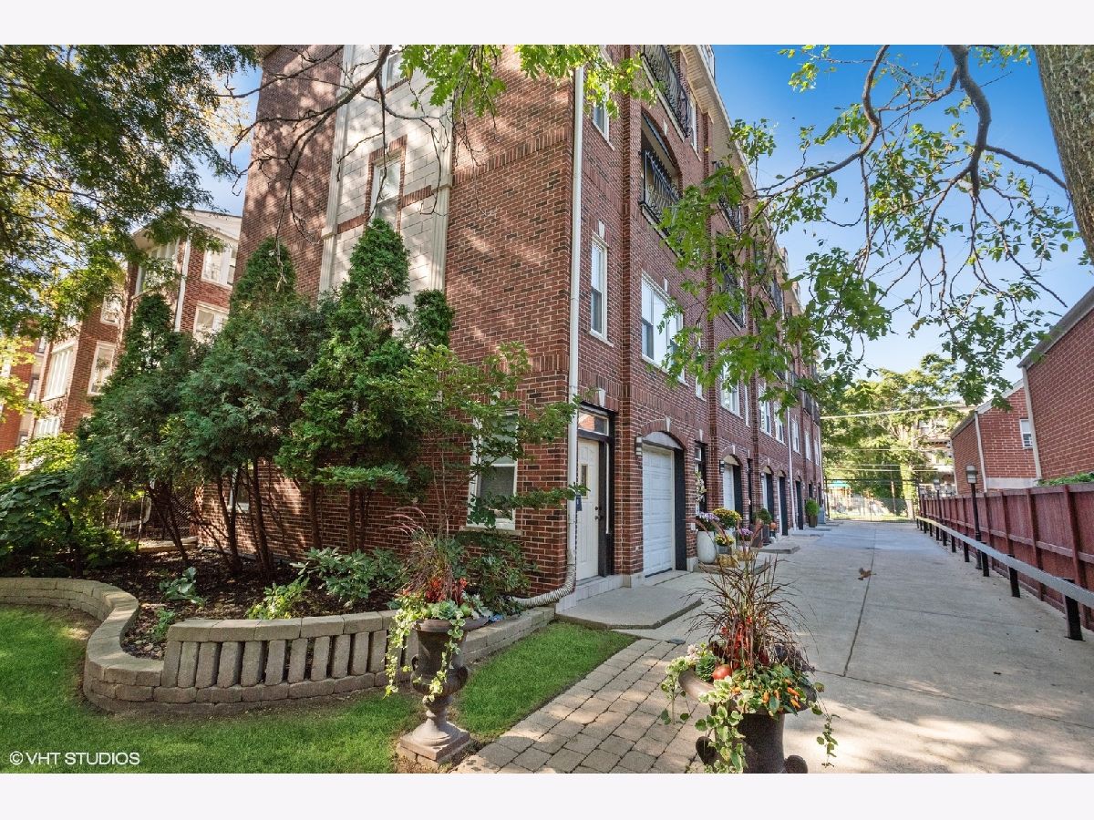 Condos & Townhomes & Homes Sold Sheridan Park Chicago Illinois, 4438 Racine
