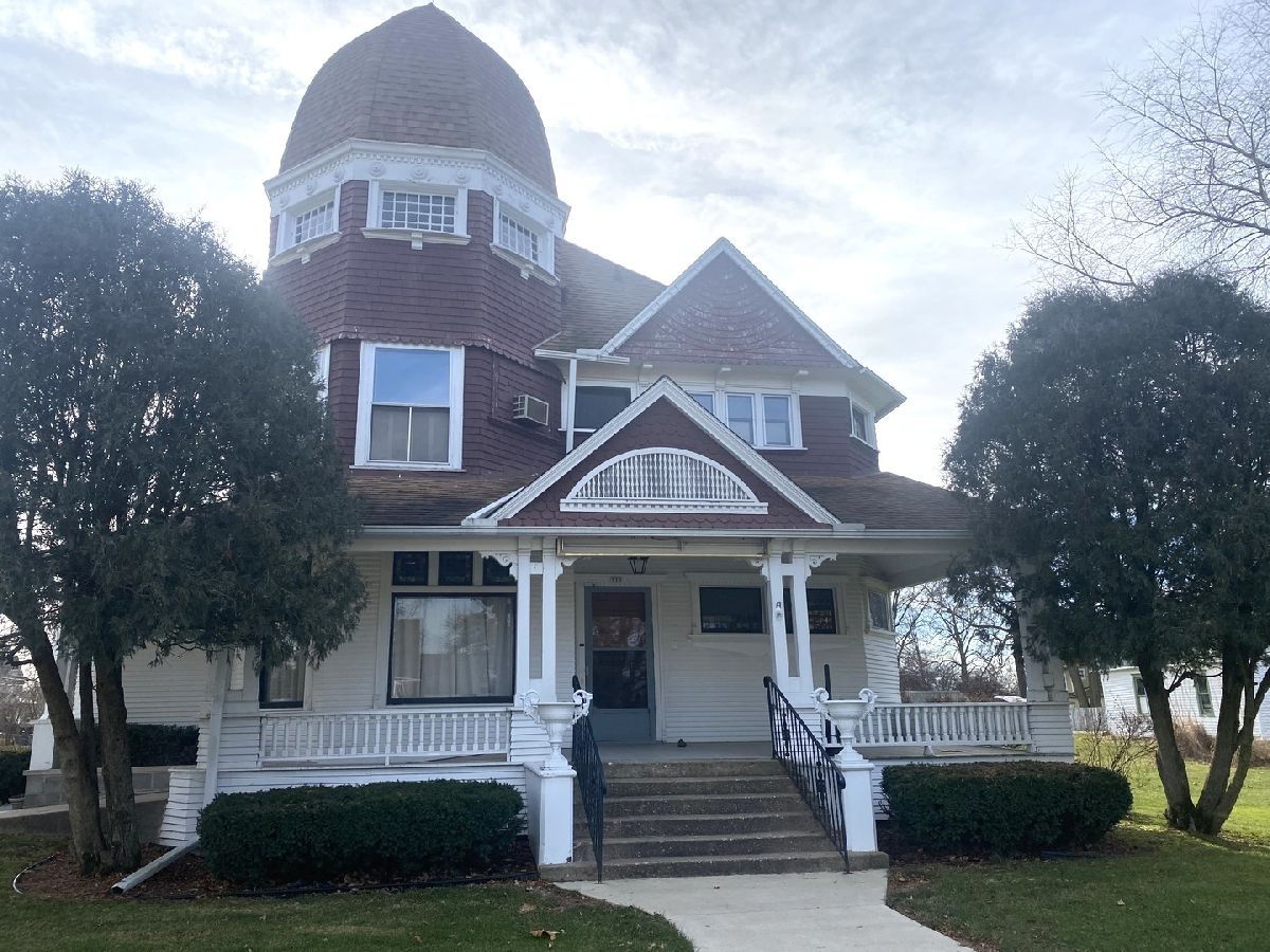  Sold Sheffield Illinois, 339 Chestnut