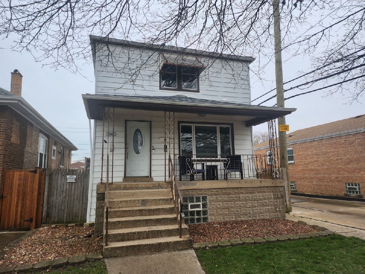 Rented Chicago Illinois, 11143 Christiana