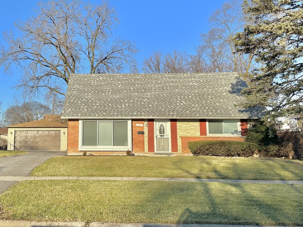 Homes Sold Nob Hill Country Club Hills Illinois, 3718 167th