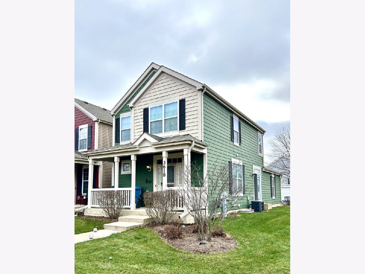 Homes & Townhomes Rented West Point Gardens Elgin Illinois, 3618 Hyde Park