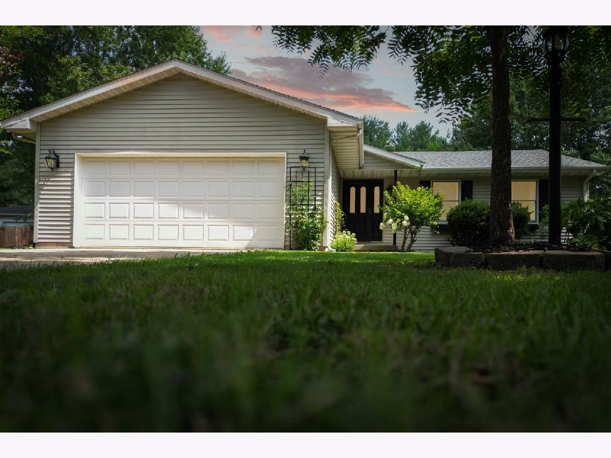 Homes Sold River Oaks Mahomet Illinois, 1705 Phillippe