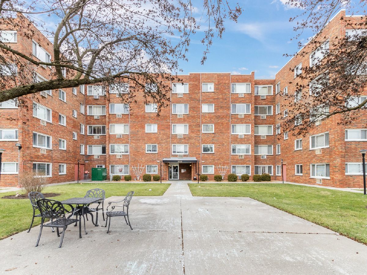 Condominiums Sold Finuala Joliet Illinois, 222 Madison