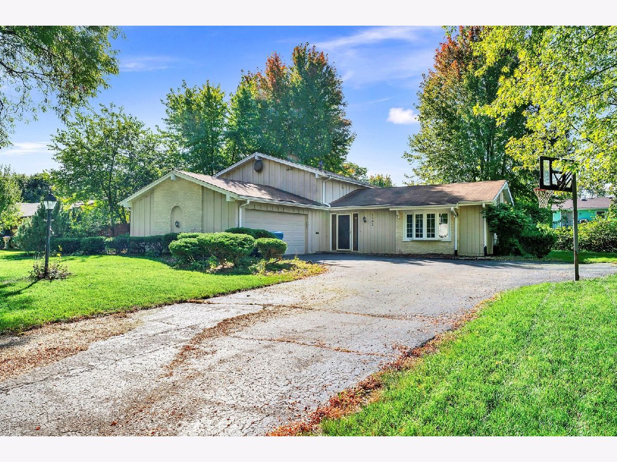 Homes Sold Cameo Park Aurora Illinois, 1202 Colorado