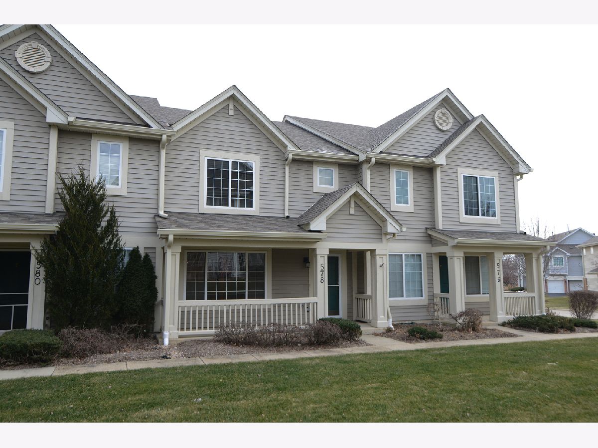 Townhomes & Condos & Homes Sold Holiday Park Fox Lake Illinois, 578 Blue Springs