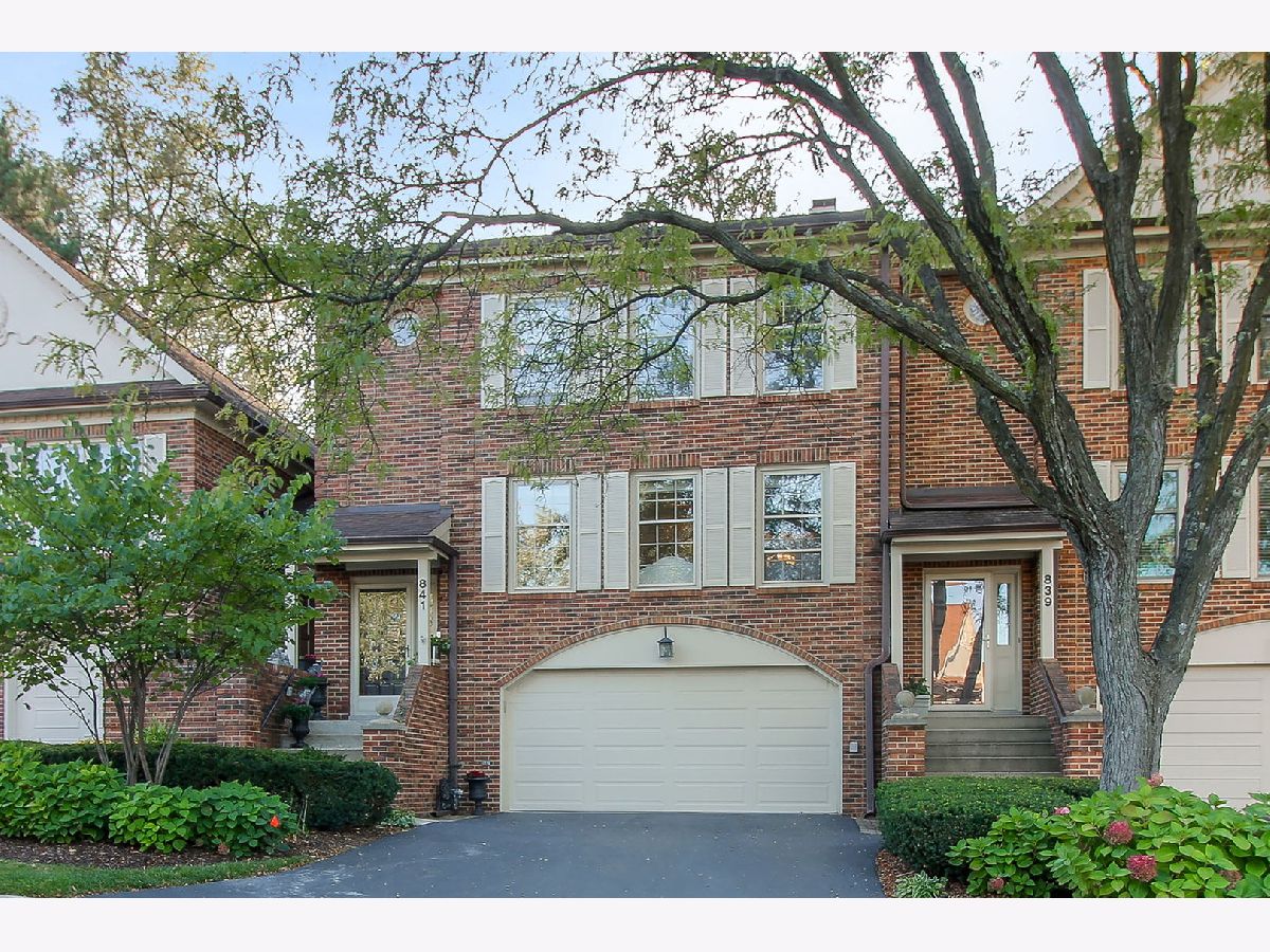 Townhomes & Homes Sold Maryknoll Glen Ellyn Illinois, 841 Seminary