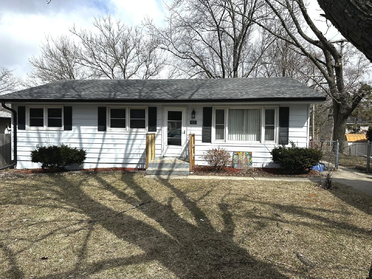 Rented Rockford Illinois, 3115 La Salle