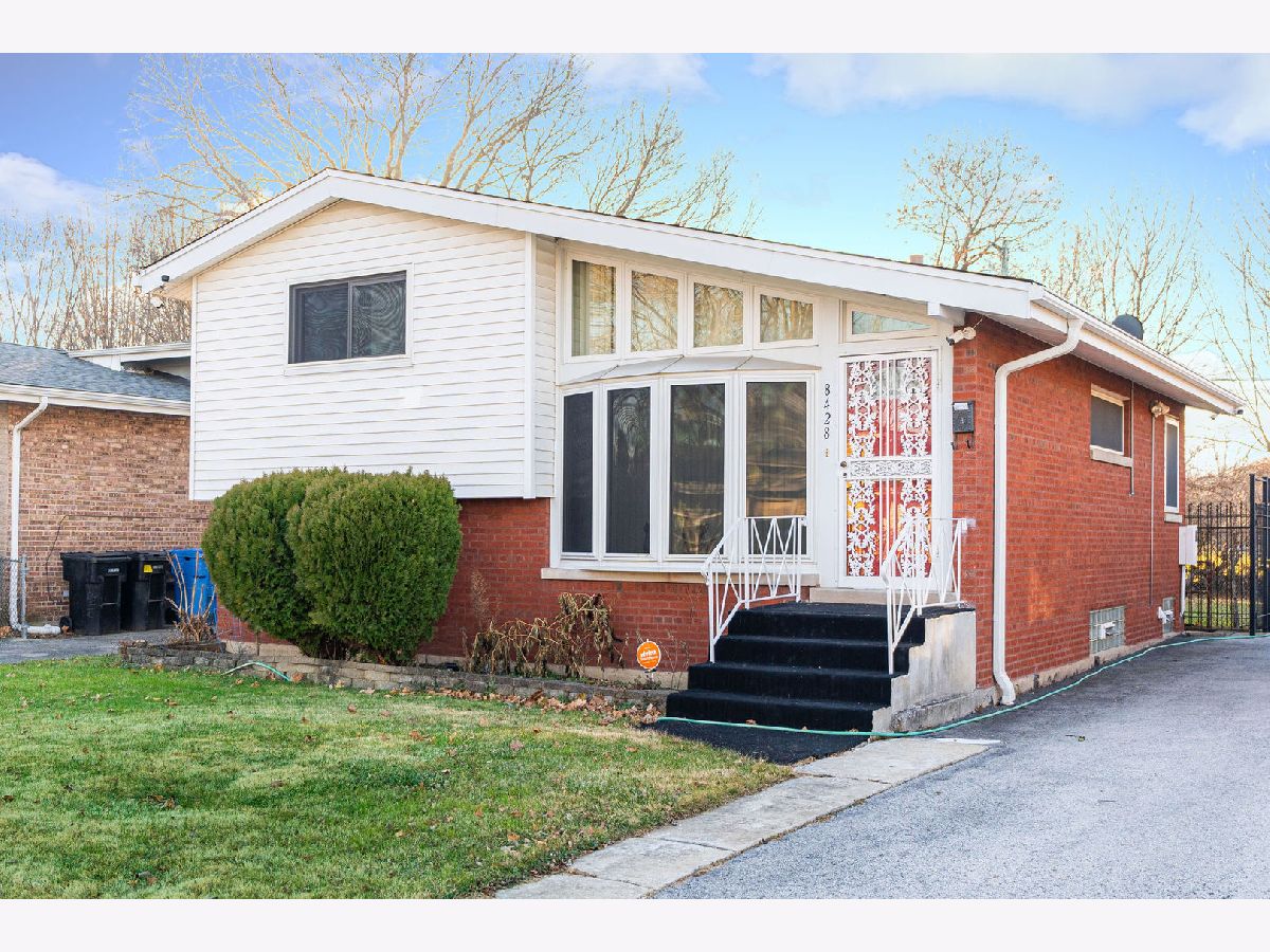 Homes & Townhomes Sold Marynook Chicago Illinois, 8428 Kimbark