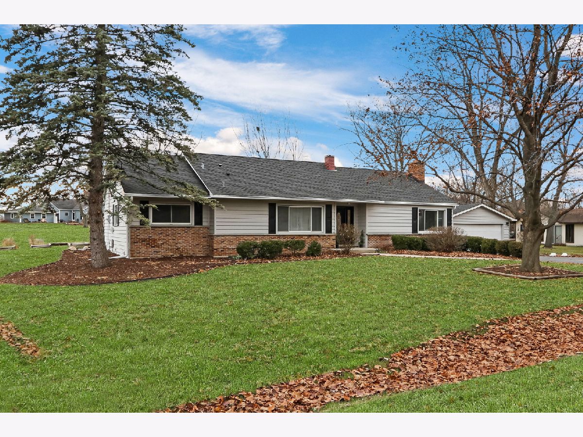 Homes Sold Meadow Haven Libertyville Illinois, 2217 Heathercliff