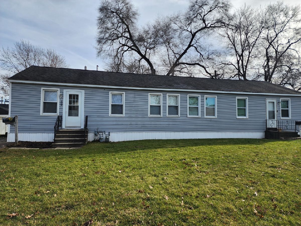  Rented Wilmington Illinois, 404 Buchanan