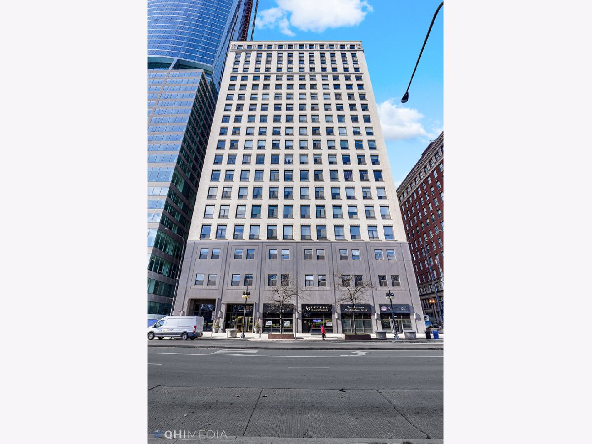 Condominiums Sold Michigan Avenue Lofts Chicago Illinois, 910 Michigan