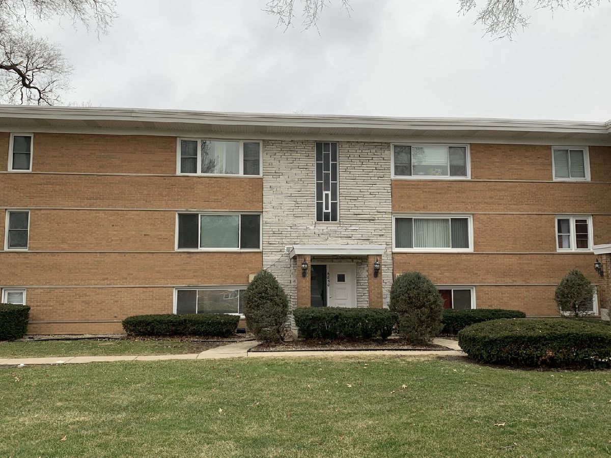 Condominiums Sold Lode Park Condos Worth Illinois, 6850 Lode