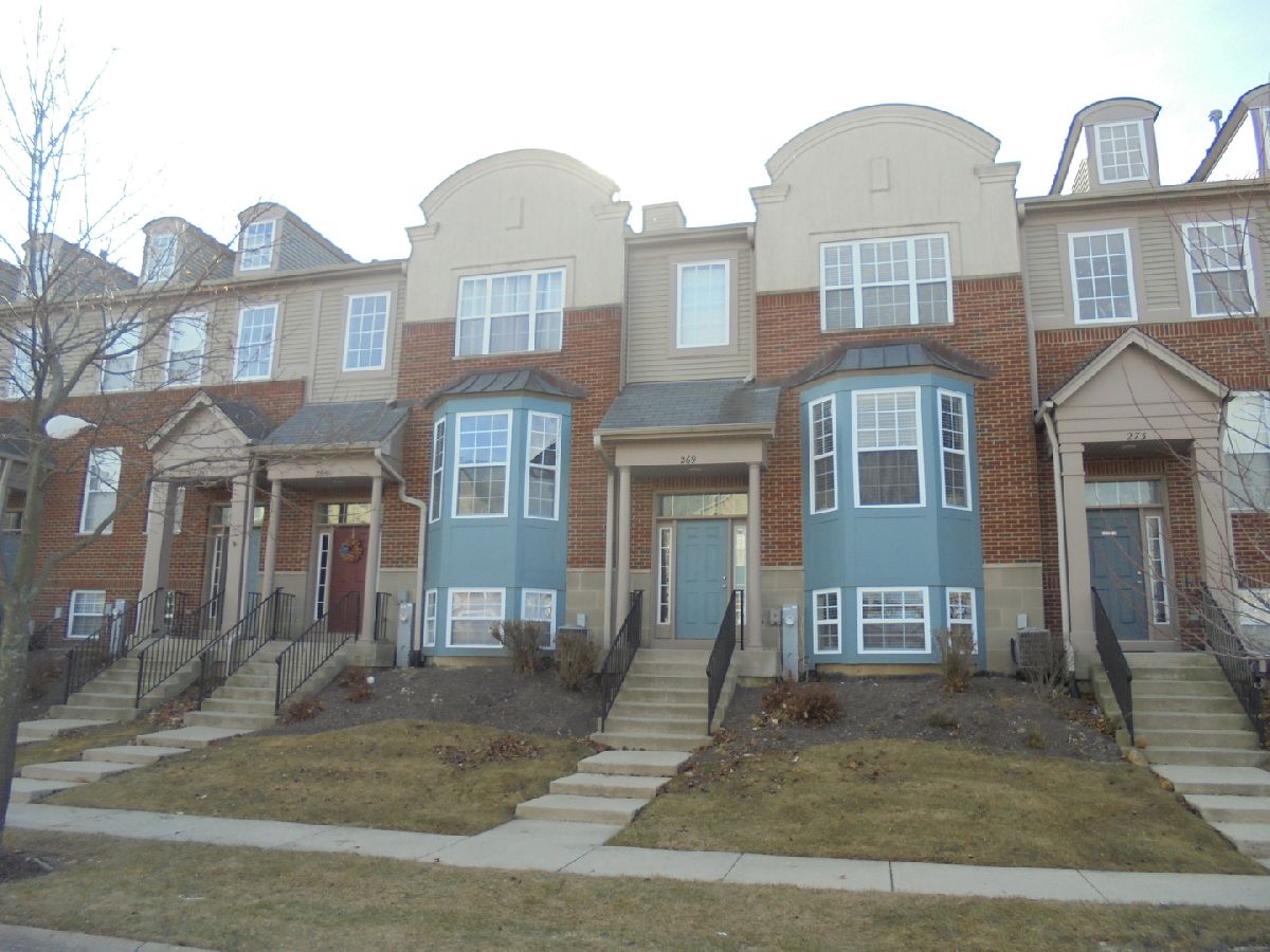 Townhomes & Condos Rented Village Station Grayslake Illinois, 269 Station Park