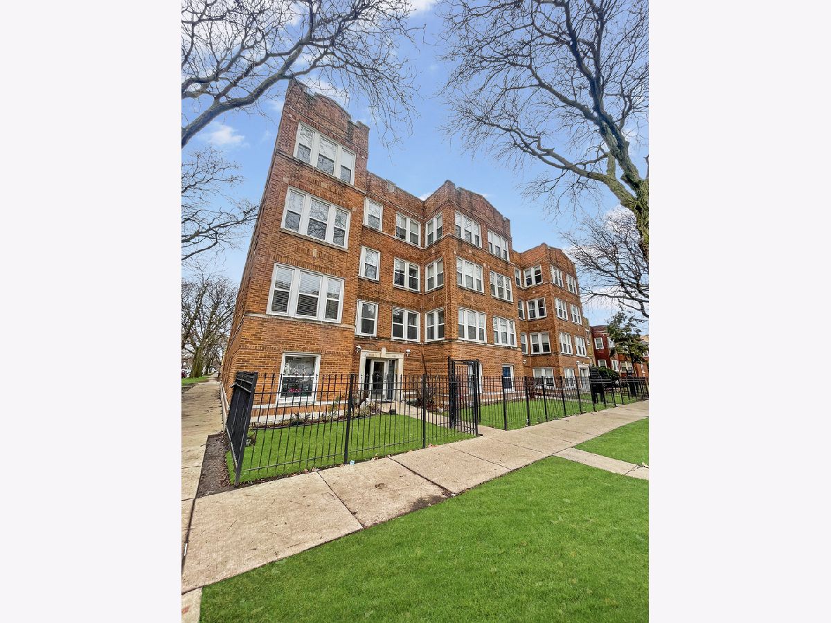 Condos & Townhomes Sold Springfield Place Chicago Illinois, 4902 Springfield