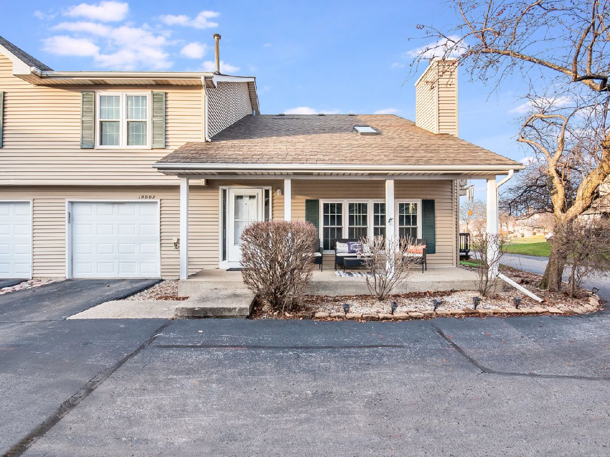 Homes & Condos & Townhomes Sold Highlands Frankfort Illinois, 19903 Edinburgh