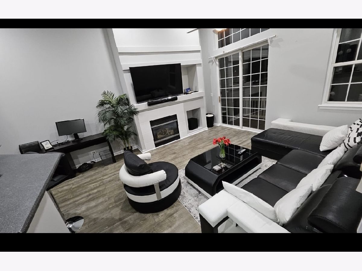 Condos & Townhomes Rented Asbury Woods Justice Illinois