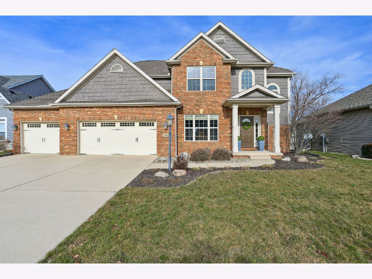 Homes Sold Lake Falls Savoy Illinois, 606 Silver Lake