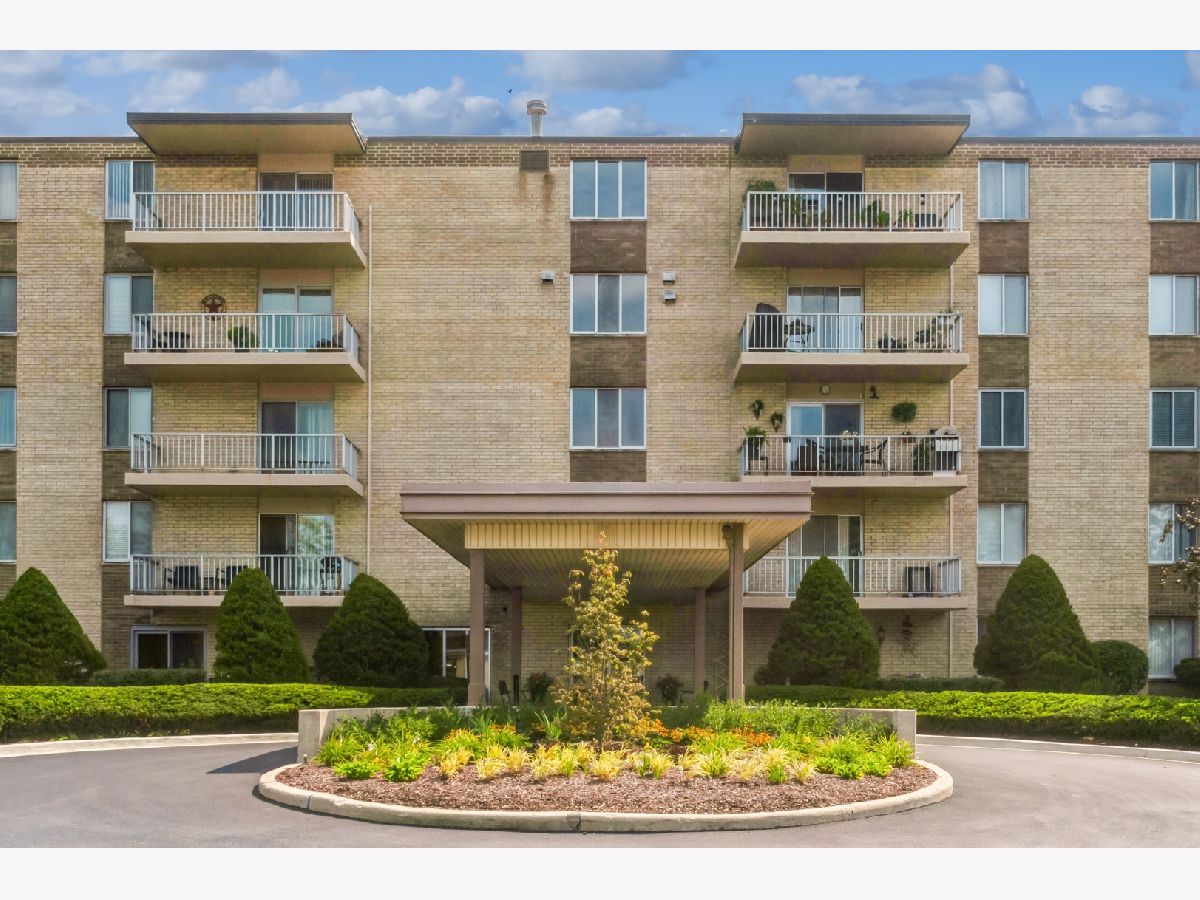 Condominiums Sold Royal York Elmhurst Illinois, 100 Butterfield