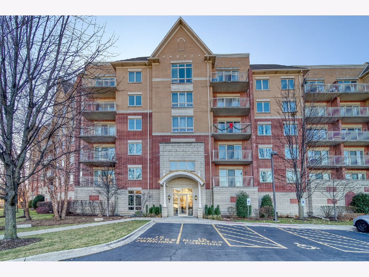 Townhomes & Condos Sold Trafalgar Square Morton Grove Illinois, 8300 Concord