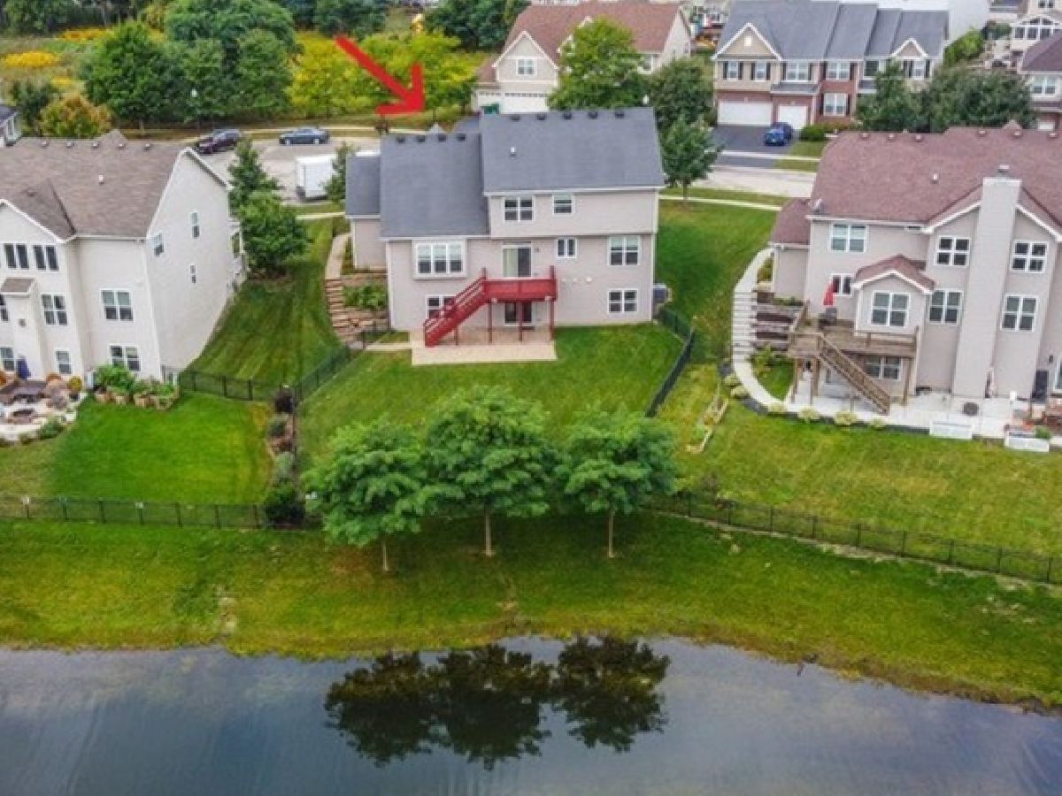 Homes Sold Prairie Trail Lake Villa Illinois, 661 Iris