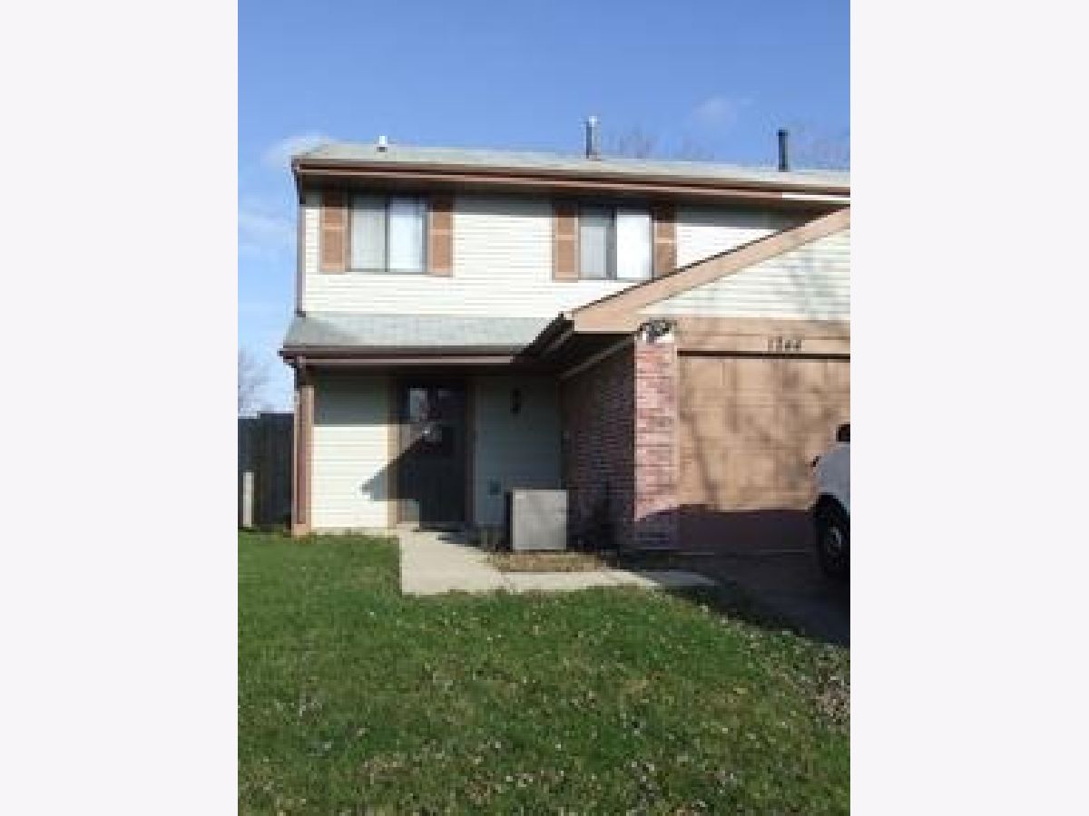 Townhomes & Homes Rented The Groves Hanover Park Illinois, 1744 Fulton