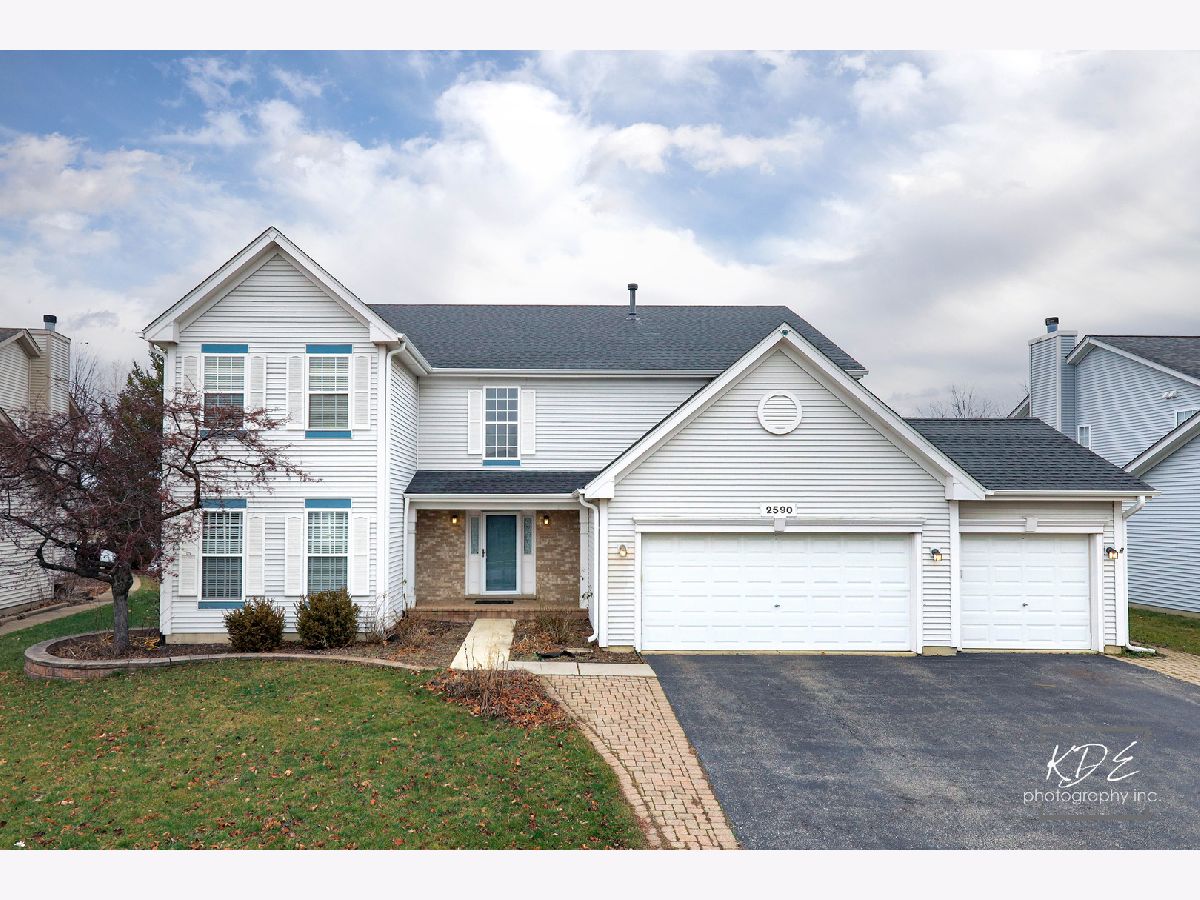 Homes & Townhomes & Condos Rented Lakewood Valley Aurora Illinois, 2590 Biltmore