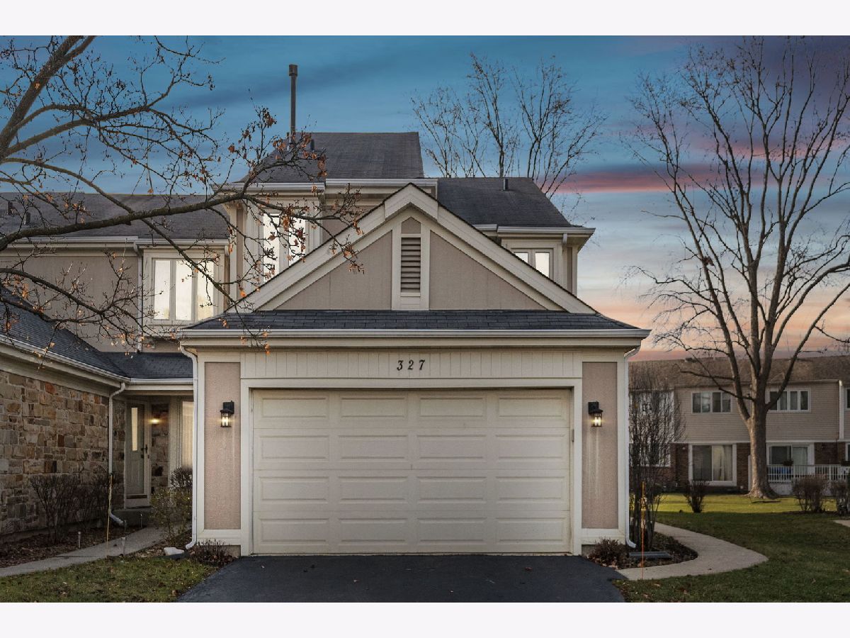 Townhomes Sold Park East Deerfield Illinois, 327 Redwing