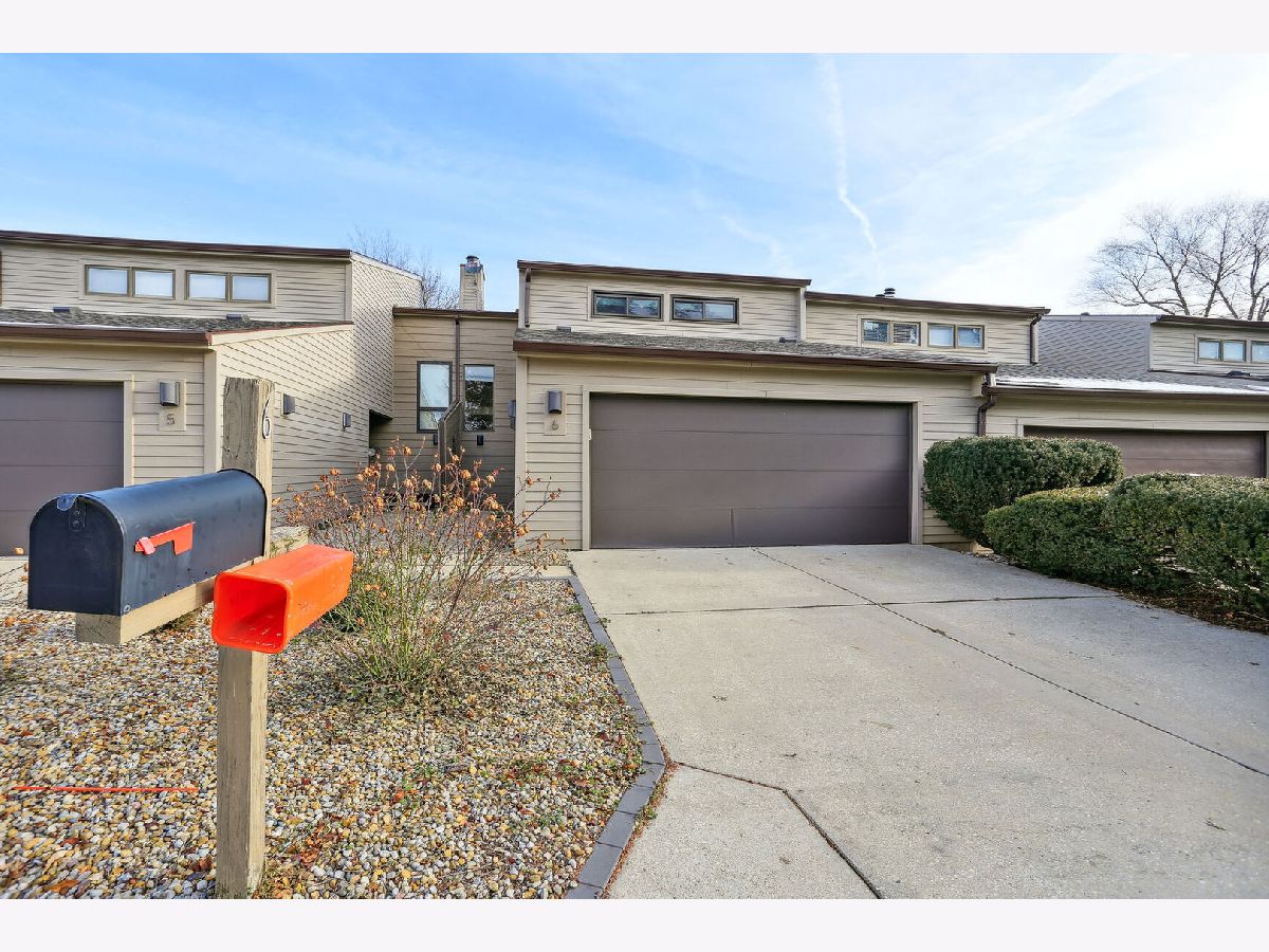 Condos & Townhomes Sold Briar Hill Champaign Illinois, 6 Briar Hill