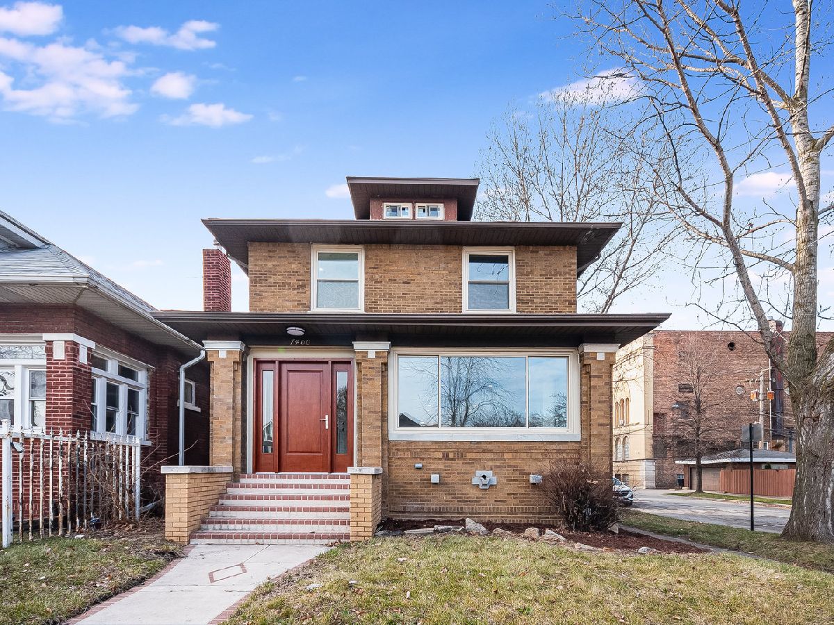 Homes & Condos & Townhomes Sold Southshore Chicago Illinois, 7400 Clyde