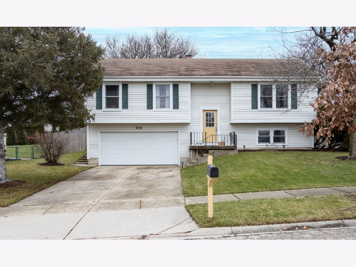 Homes & Condos & Townhomes Sold Boone Creek Mchenry Illinois, 202 Augusta