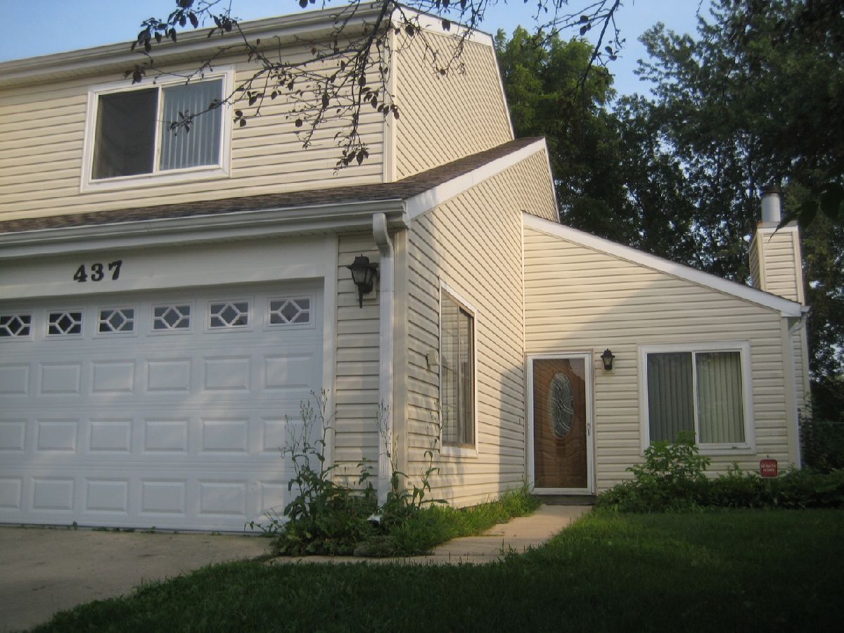 Condos & Townhomes Rented Somerset Buffalo Grove Illinois, 437 Ferndale