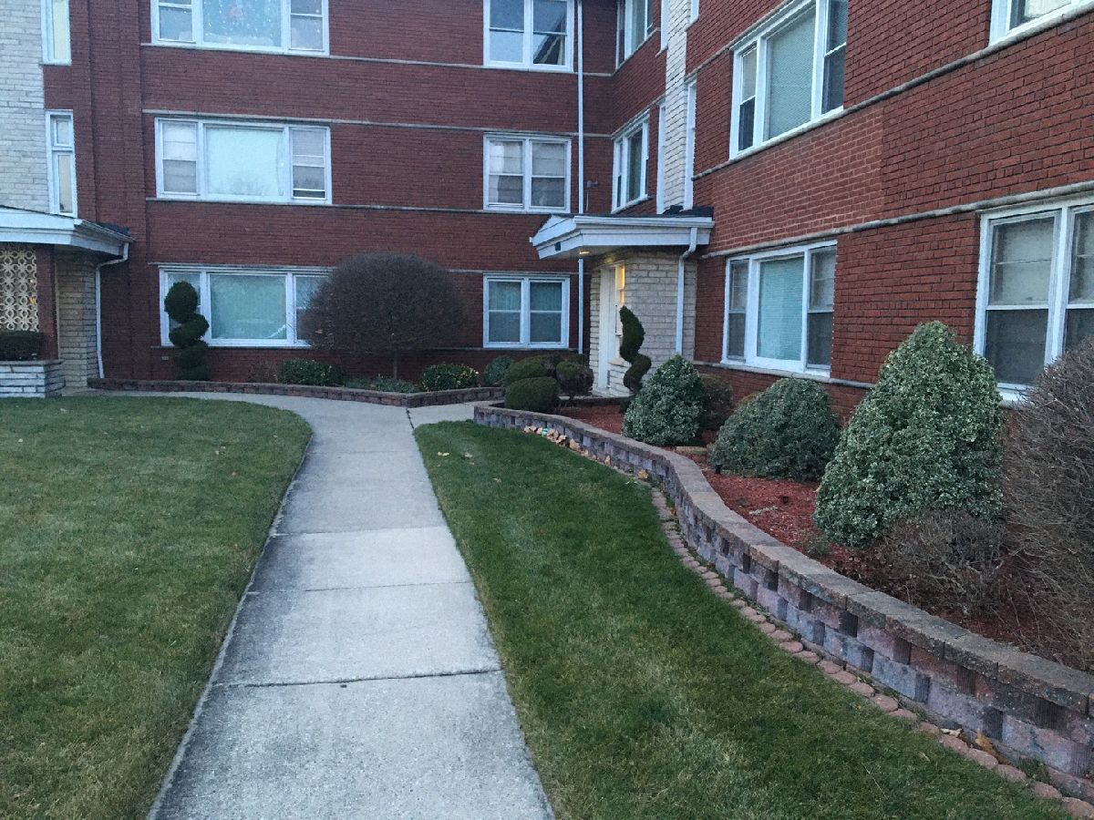 Condominiums Sold Park Place Chicago Illinois, 8000 Pulaski