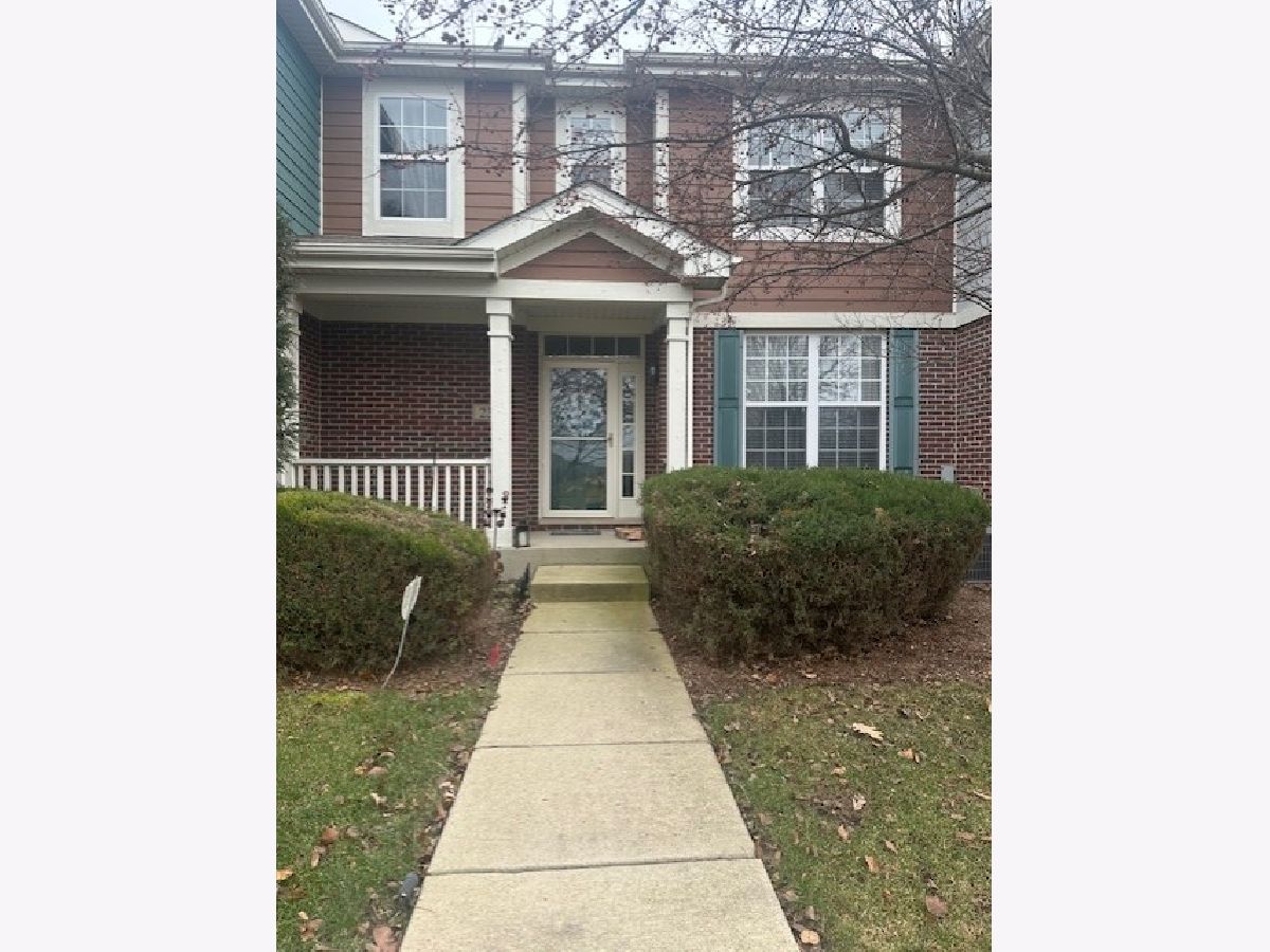 Homes & Townhomes Rented West Point Gardens Elgin Illinois, 233 Garden