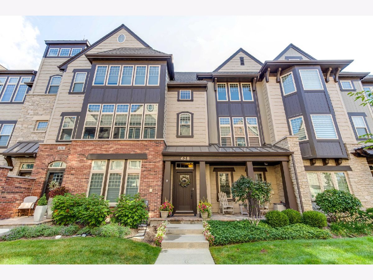 Townhomes Sold Parkside Of Libertyville Libertyville Illinois, 628 Parkside