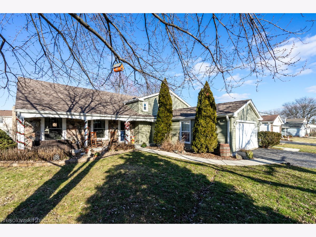 Homes Sold Oakwood Westmont Illinois, 628 Independence