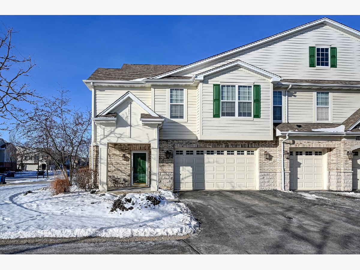 Condos & Townhomes & Homes Rented Lion's Gate Schaumburg Illinois, 1370 Scarboro