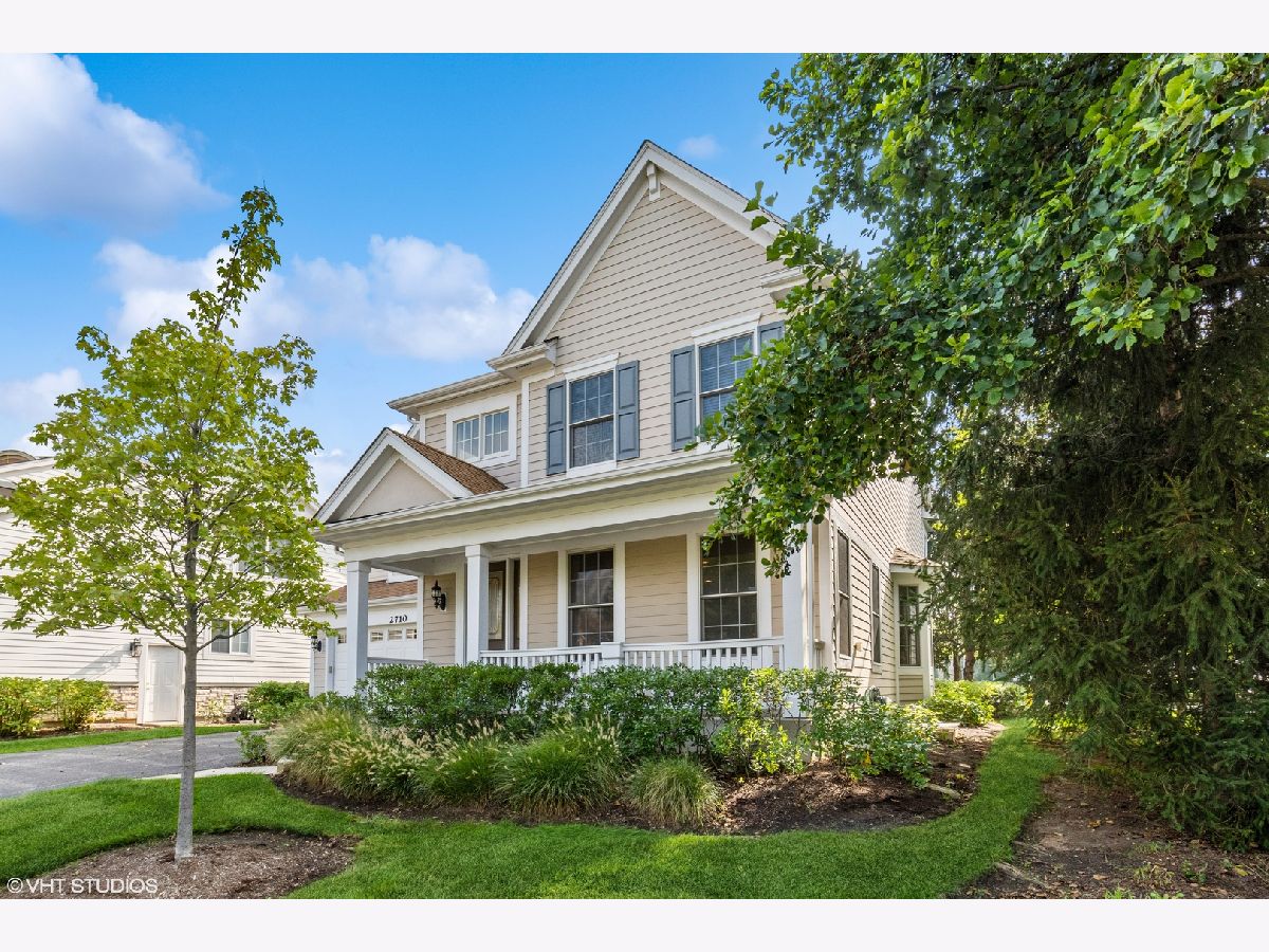 Homes & Condominiums Sold Haverford Glenview Illinois, 2710 Summit