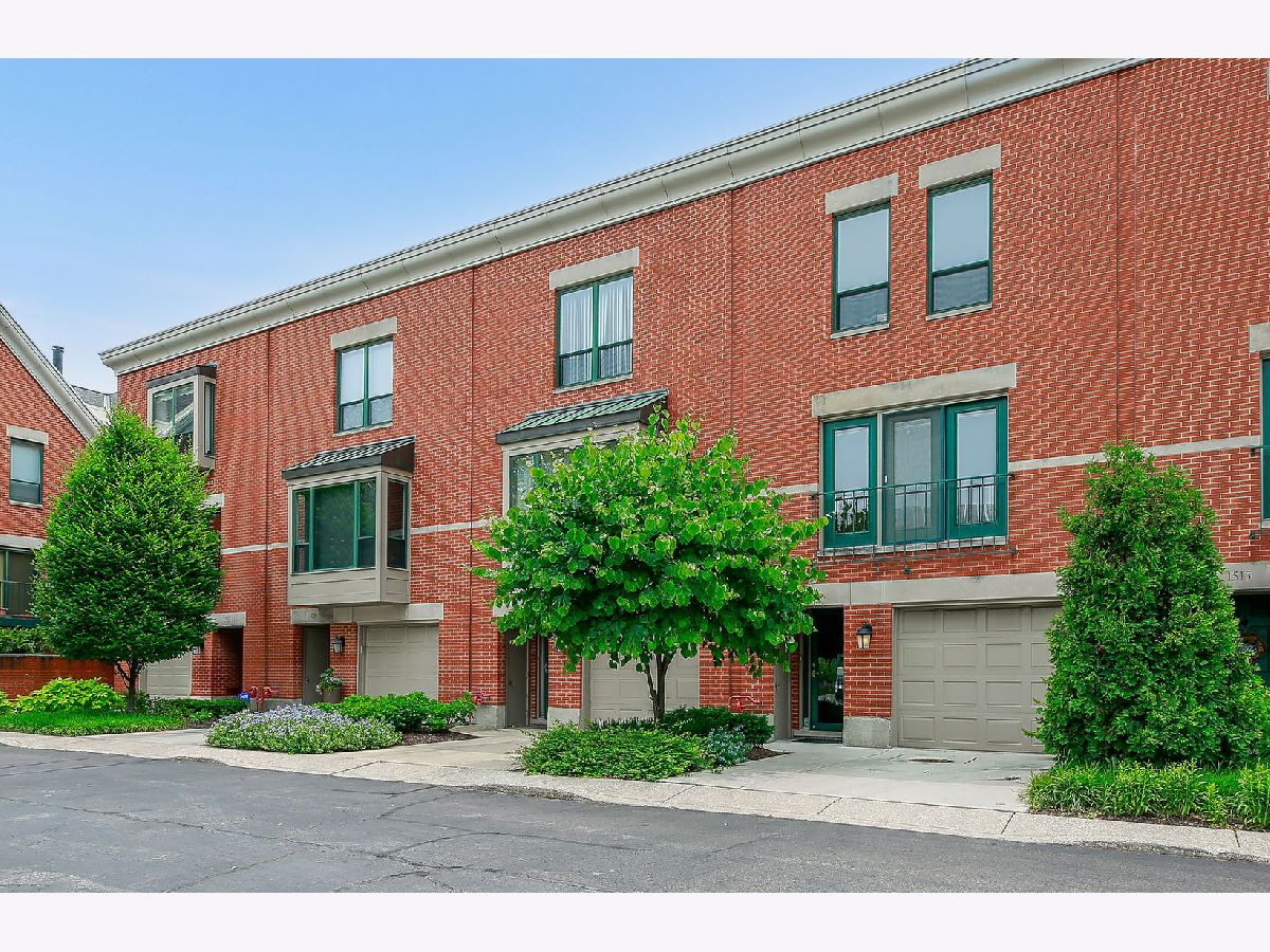Townhomes & Condos & Homes Sold Garibaldi Square Chicago Illinois, 1513 Harrison