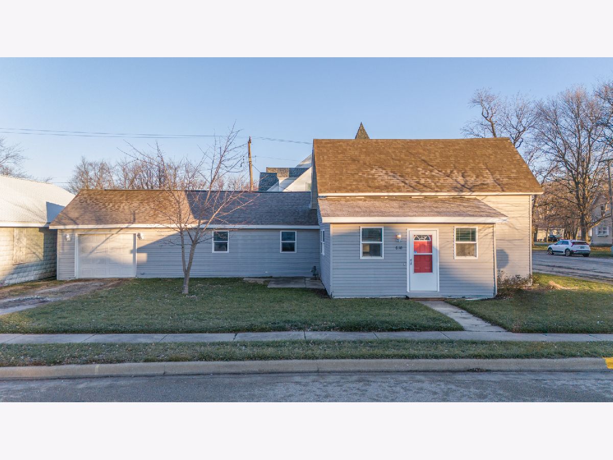  Sold Cornell Illinois, 610 Main